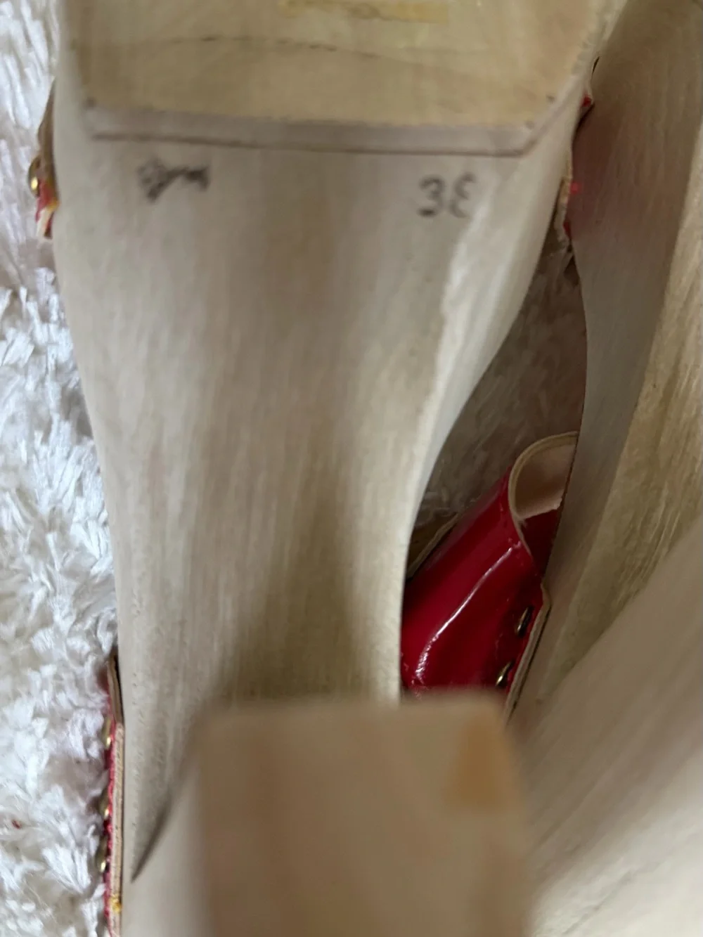 Vera Pelle Red Patent Platform Sandals with Wood-Effect Heel
